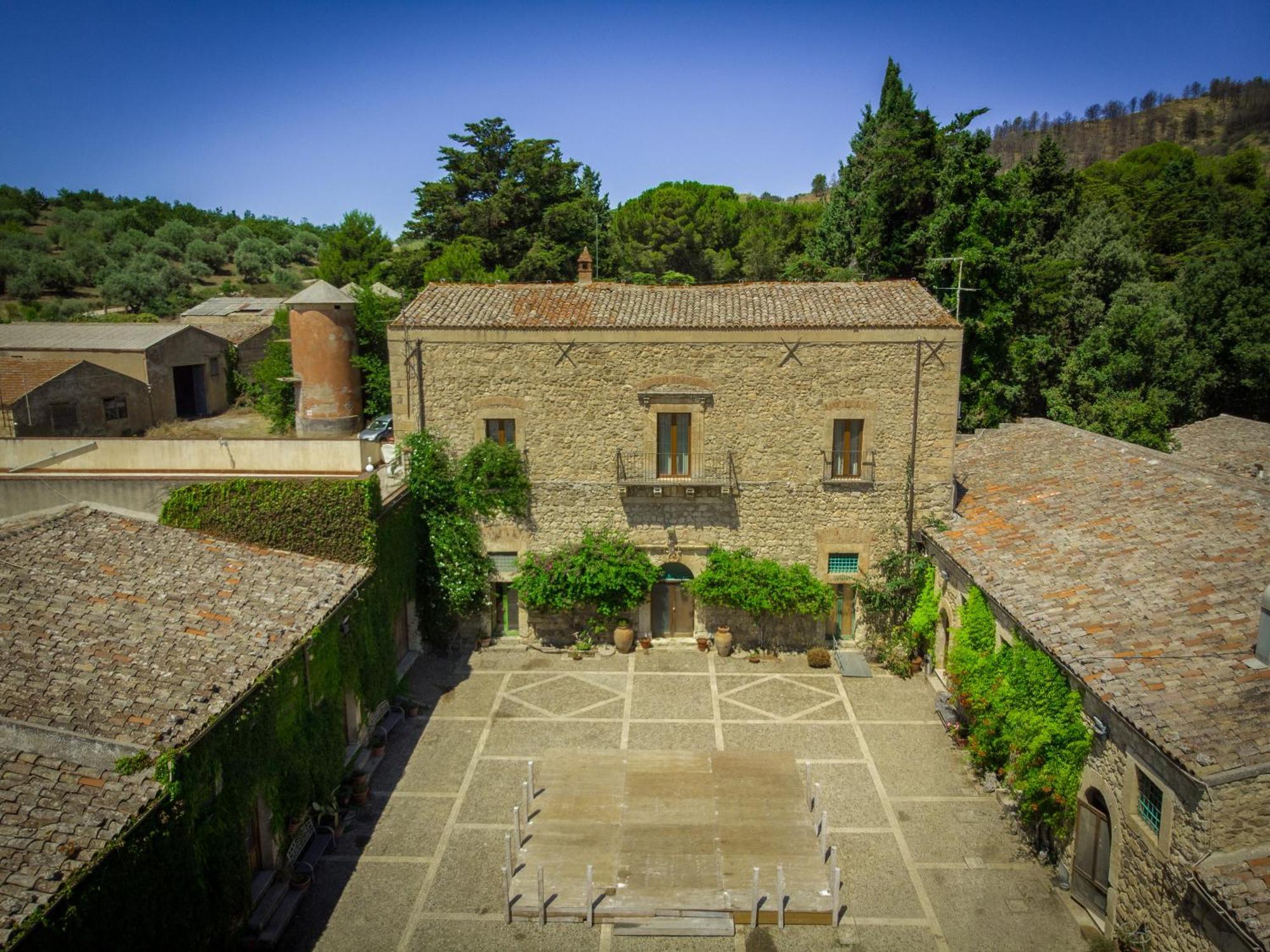 Agriturismo Feudo Tudia Landro Εξωτερικό φωτογραφία